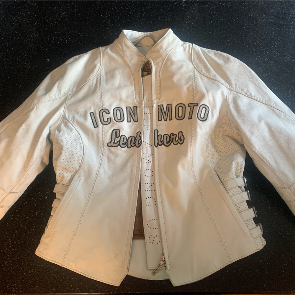 Women’s Motorcycle Jacket